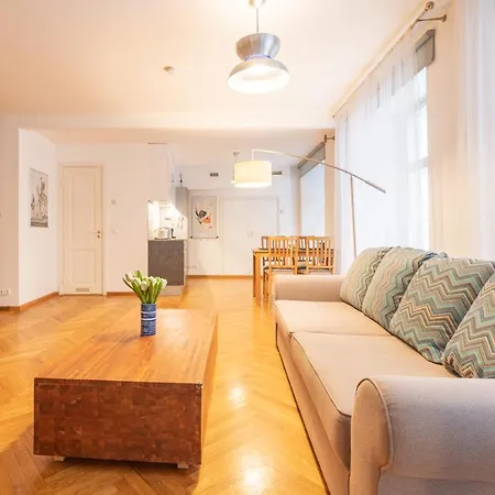 Old Town - Viru Gate Apartment Tallinn Exterior photo